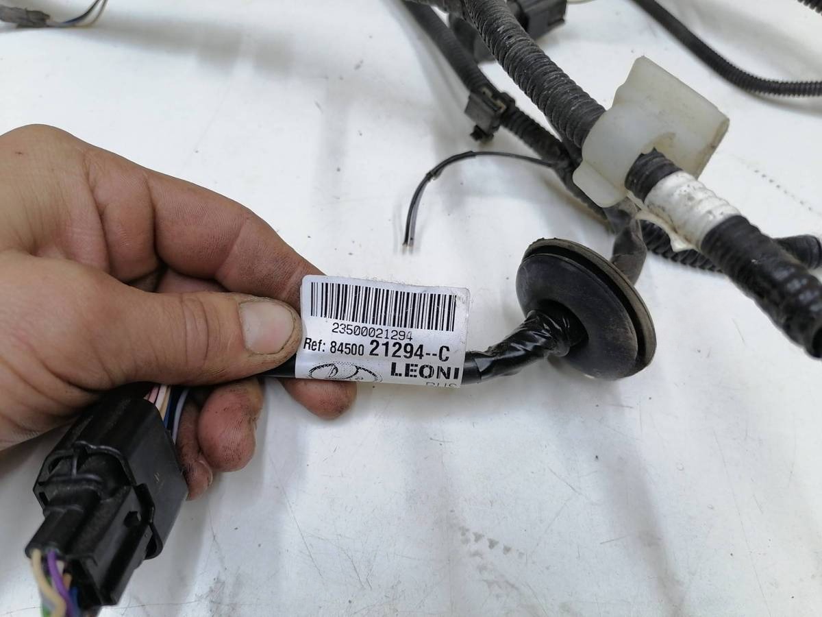 Новое BMW E60/E61, 2020 г., OEM 12138616153, арт. 75448