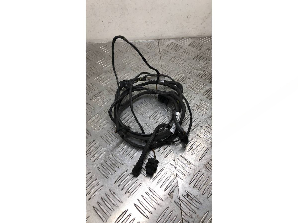 Новое BMW F30/F31/GT F34, 2014 г., OEM 61122295873, арт. 99959378354