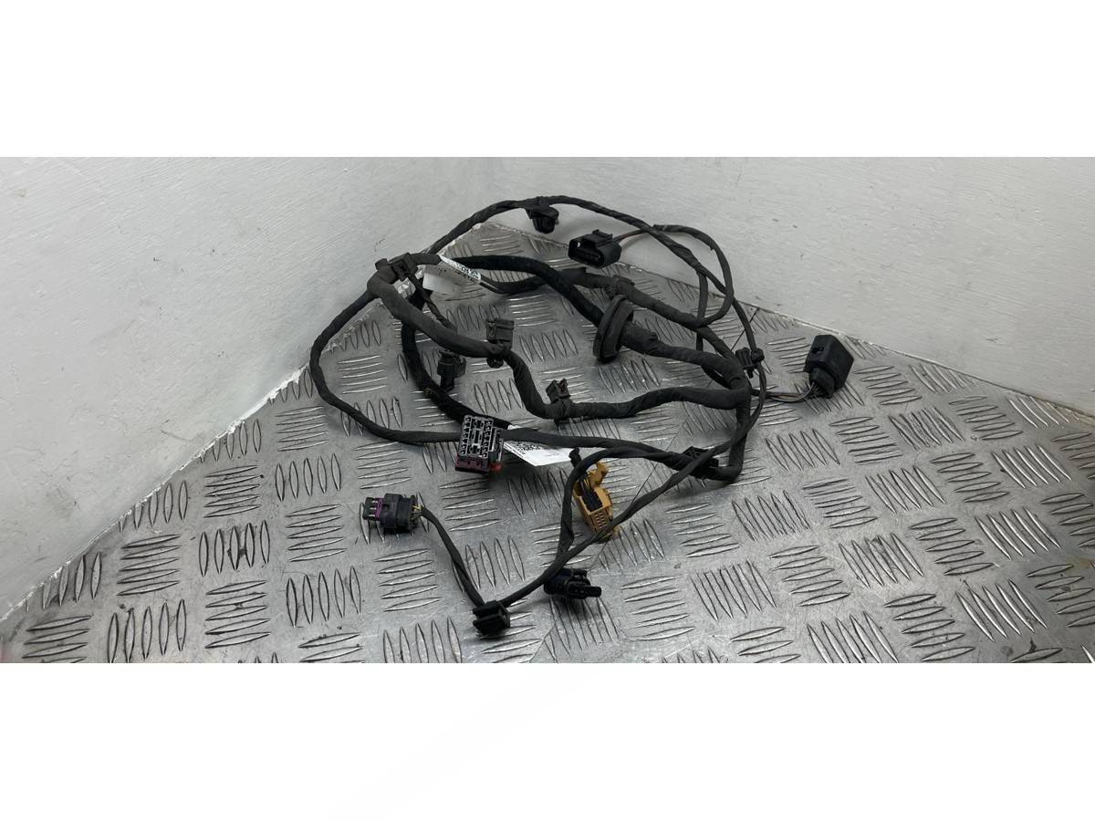 Новое Audi Q7, 2018 г., OEM 4M0971104J, арт. 999593993028