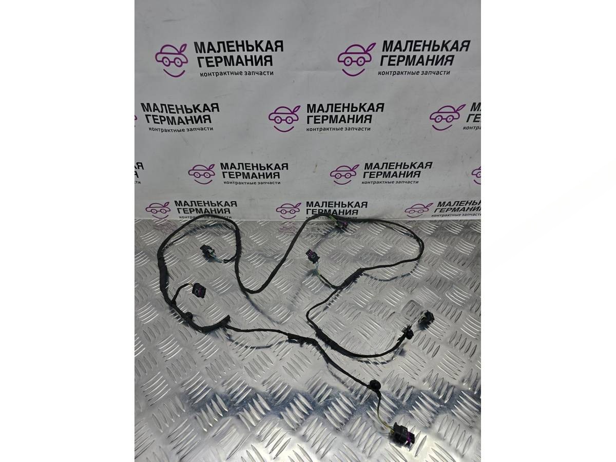 Новое BMW G20/G21, 2020 г., OEM 61128716973, арт. A000-26-10-1