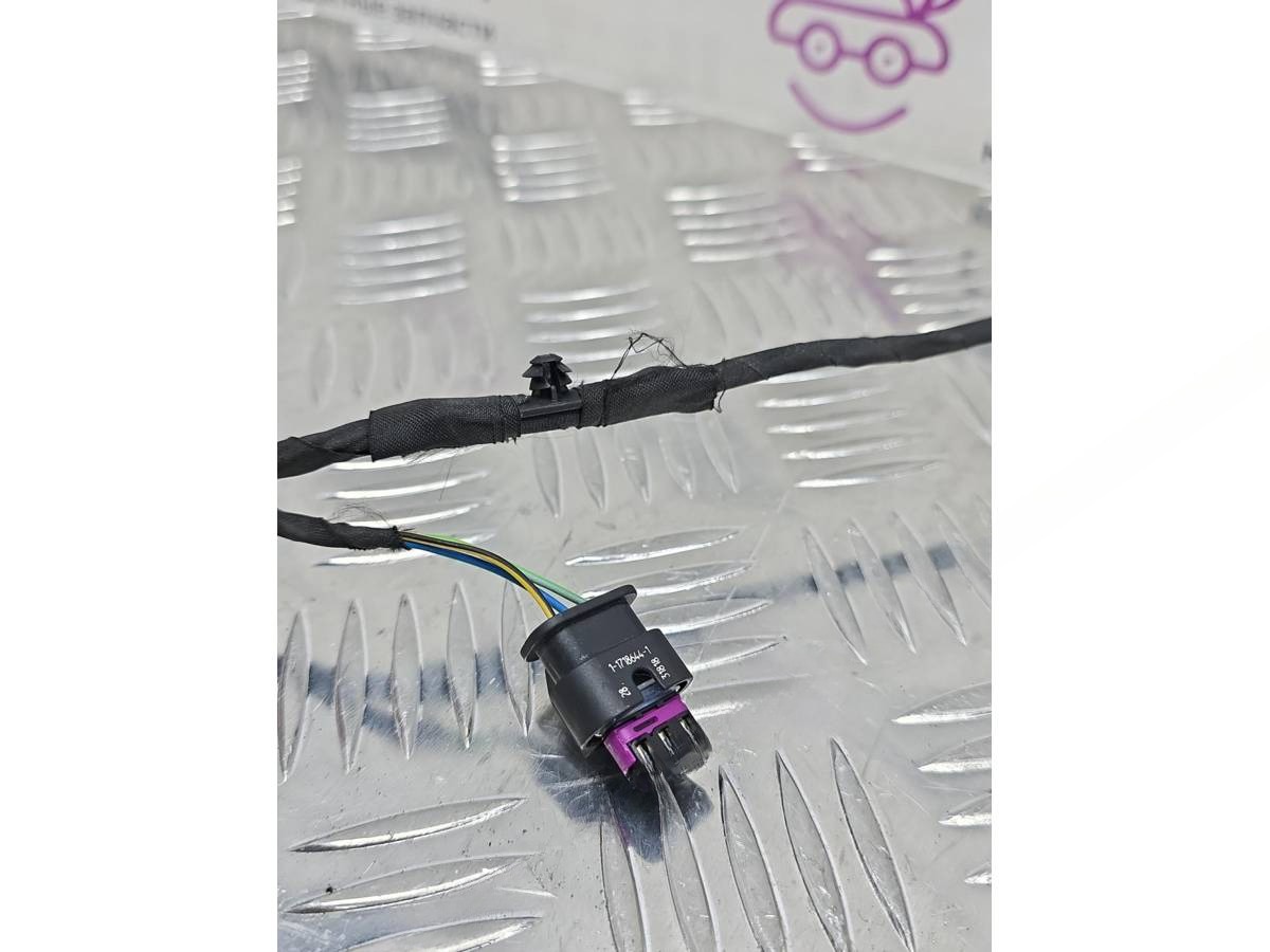 Новое BMW G20/G21, 2020 г., OEM 61128716973, арт. A000-26-10-1, фото 4