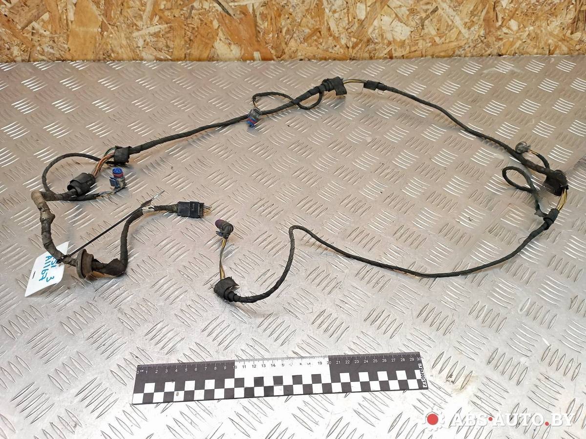 Новое Mercedes S W220, 2002 г., OEM 2205404208, арт. A1167