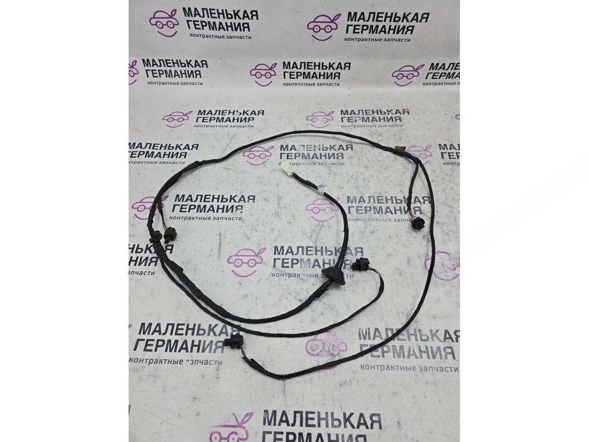Новое Mercedes C W204, 2012 г., OEM A2075403434, арт. А070-26-10-1