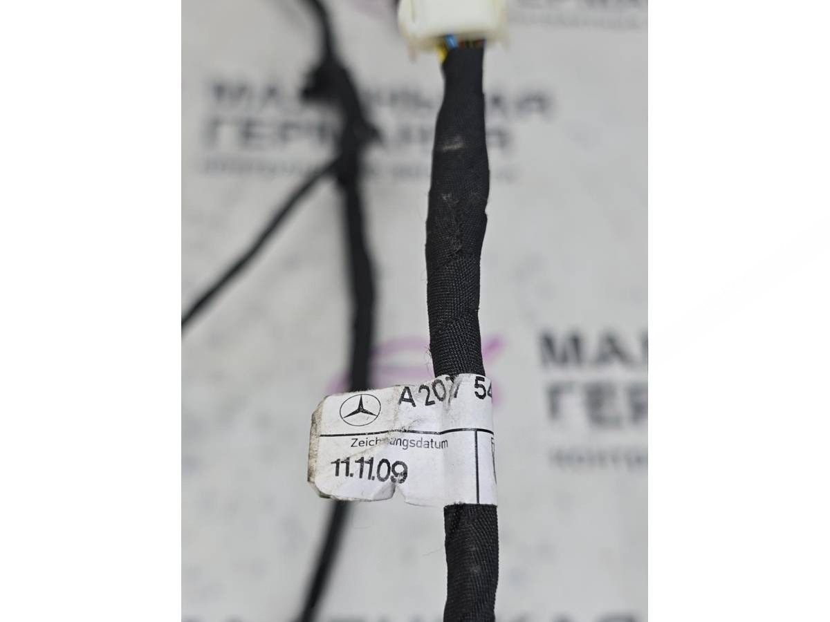 Новое Mercedes C W204, 2012 г., OEM A2075403434, арт. А070-26-10-1, фото 5