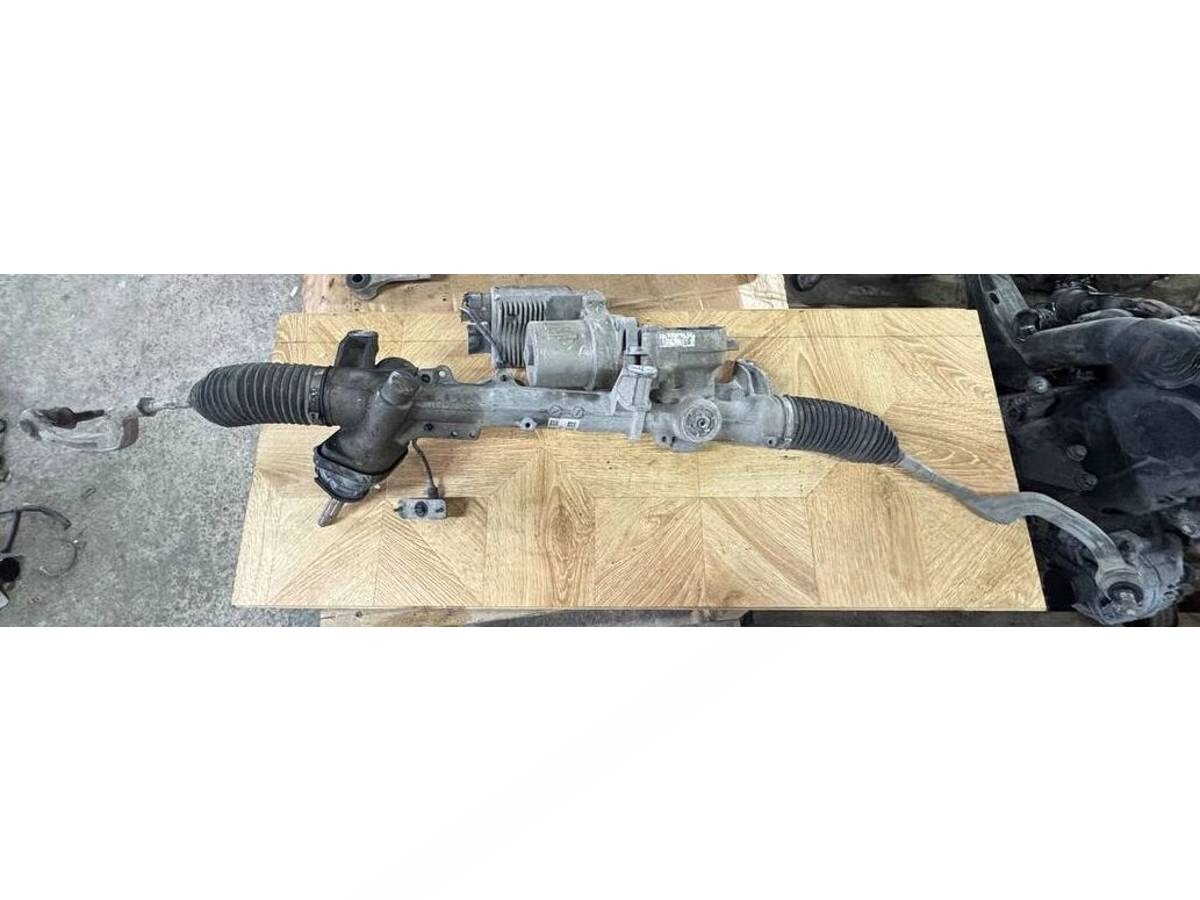Новое Mercedes CLA, 2013 г., OEM 6820000221, арт. 7168-13878
