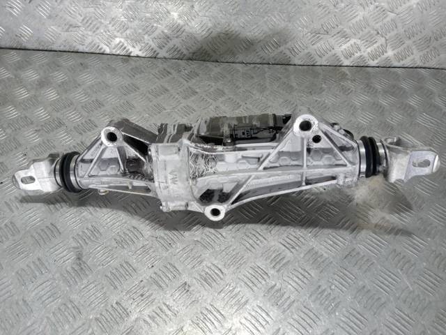 Новое Audi RS Q8, 2022 г., OEM 4M0501055AC, арт. 92522, фото 2