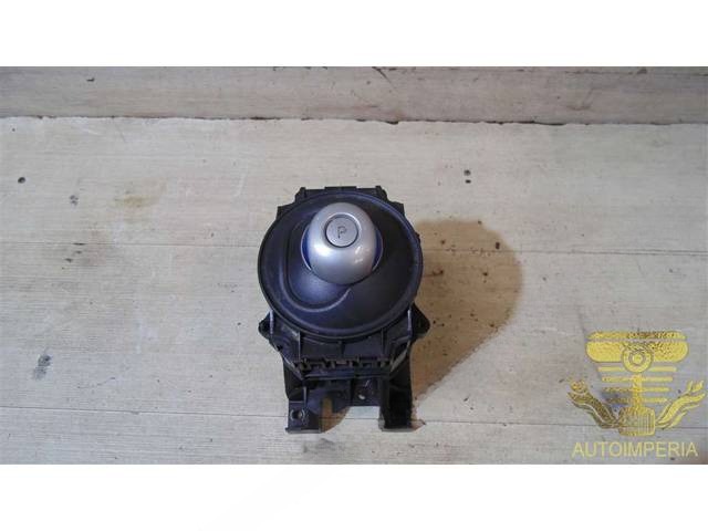 Новое Nissan Leaf, 2012 г., OEM 75G020LHD, арт. 00058763