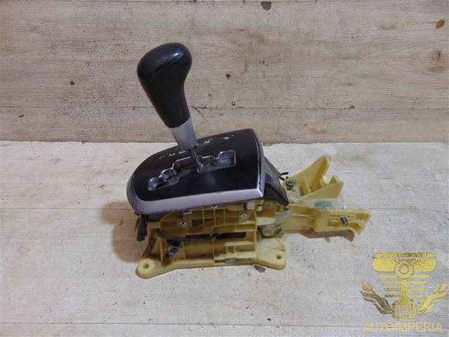 Новое Hyundai Solaris, 2012 г., OEM 467003N100, арт. 00064709, фото 4