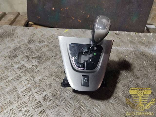 Новое Toyota Auris, 2008 г., OEM 8945152020, арт. 00072577