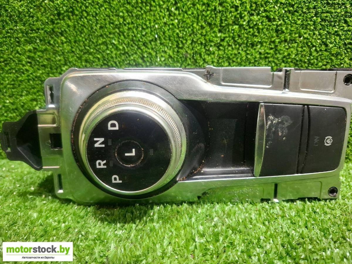 Новое Ford Escape, 2020 г., OEM 2F620704NAE, арт. 107825044