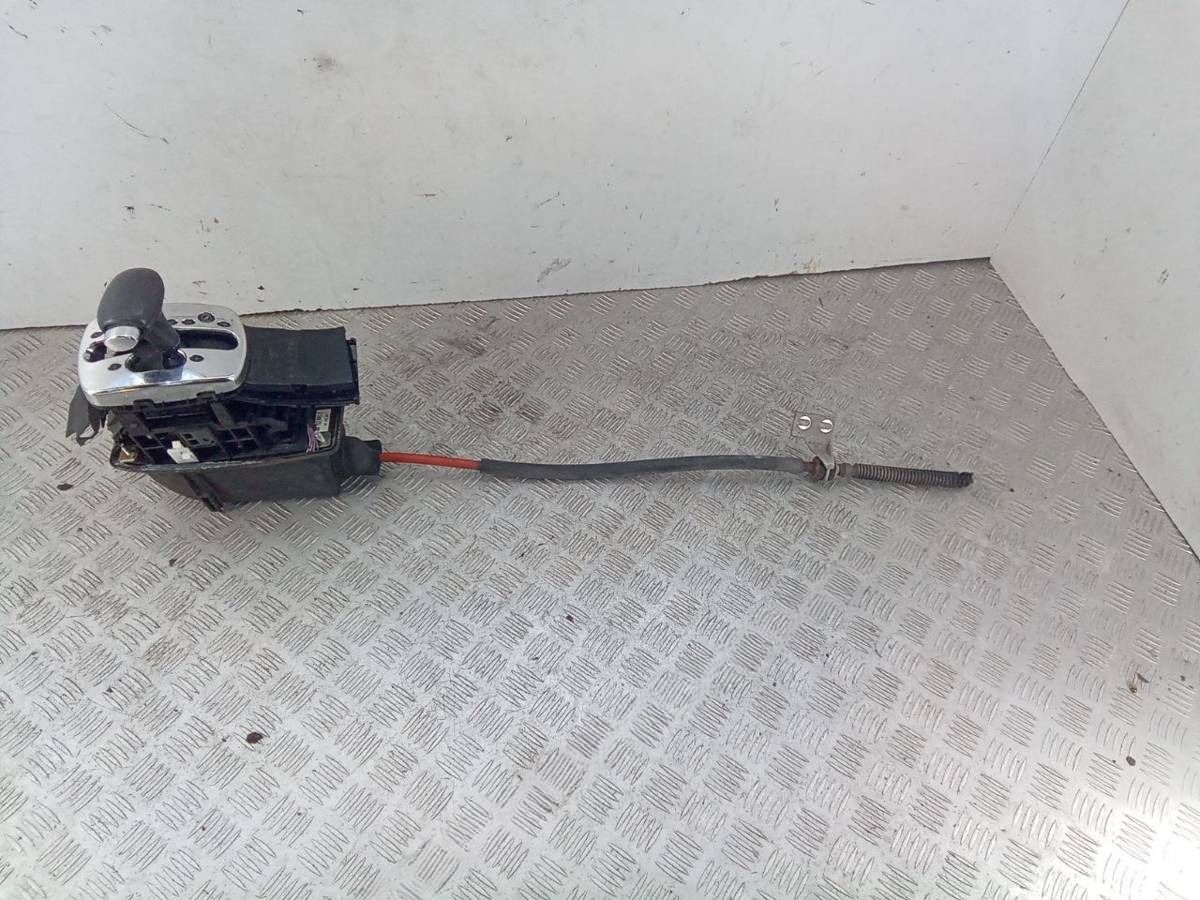 Селектор АКПП Volkswagen Passat B5, 2004 г., OEM 3B0713111P, арт. 109001111