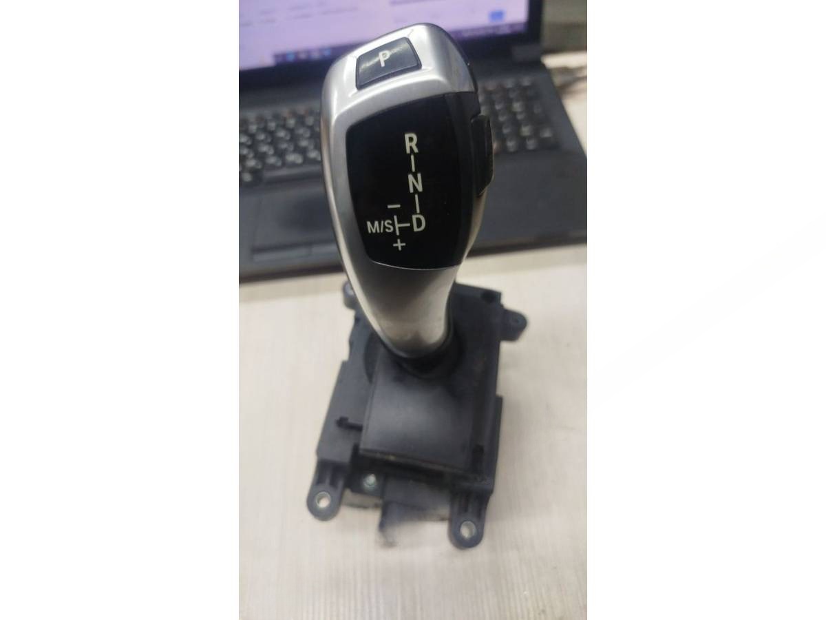 Новое BMW F10/F11/GT F07, 2010 г., OEM 9239506, арт. 109035960