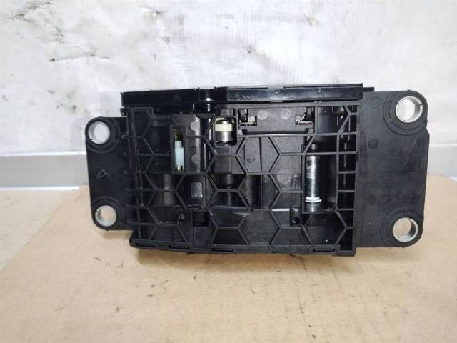 Новое Audi A8, 2011 г., OEM 4H2927731A, арт. 12453.H1778, фото 2