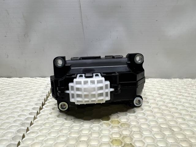 Новое Volvo V60, 2019 г., OEM 31492562, арт. 16866, фото 13