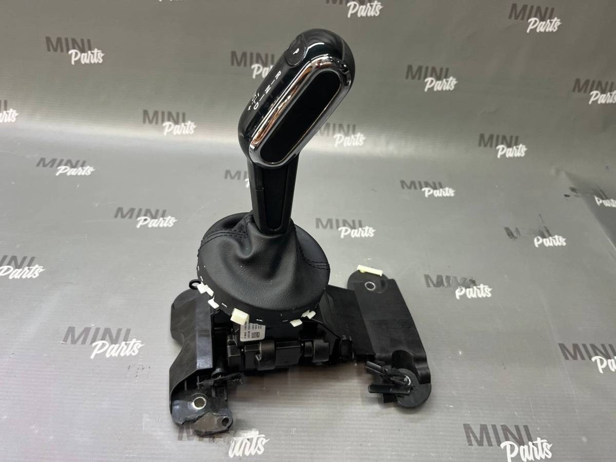Новое Mini Cabrio, 2020 г., OEM 61317928469, арт. 17249_2