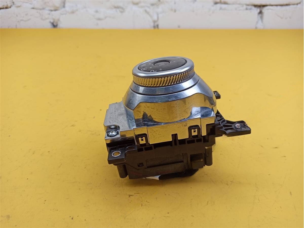 Новое Hyundai Solaris, 2020 г., OEM L1MZ7P155A, арт. 23471, фото 3