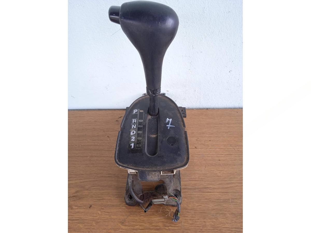 Новое Ford Focus, 2000 г., OEM Z021, арт. 33-2-1