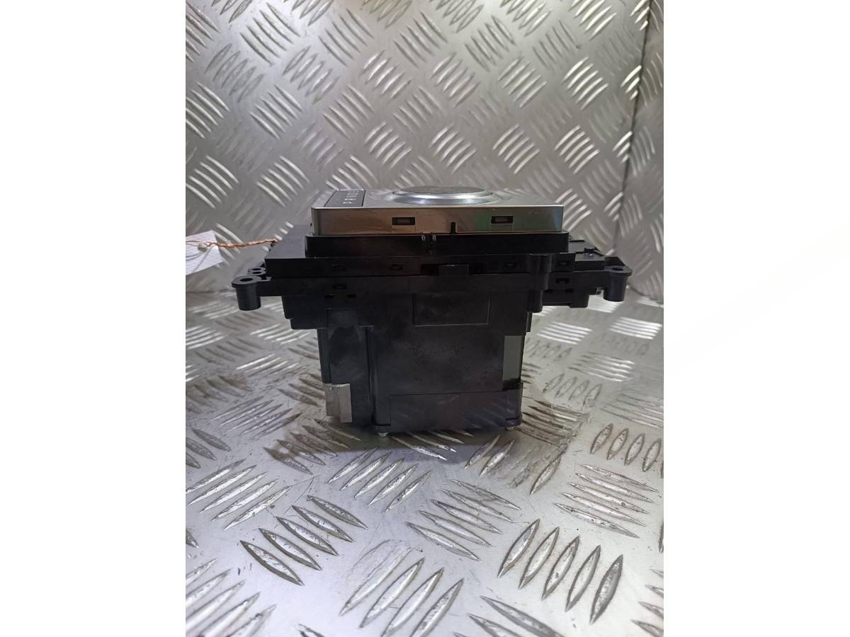 Новое BMW X1 F48, 2018 г., OEM 51127332318, арт. 40743, фото 3