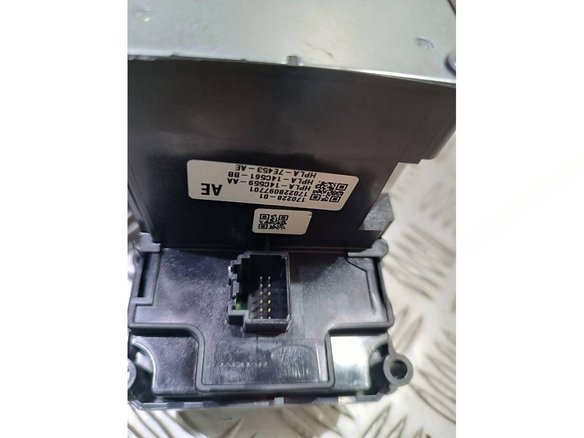 Новое BMW X1 F48, 2018 г., OEM 51127332318, арт. 40743, фото 8