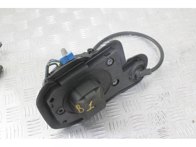 Новое BMW E90/E91/E92/E93, 2008 г., OEM 25167564687, арт. 4130141