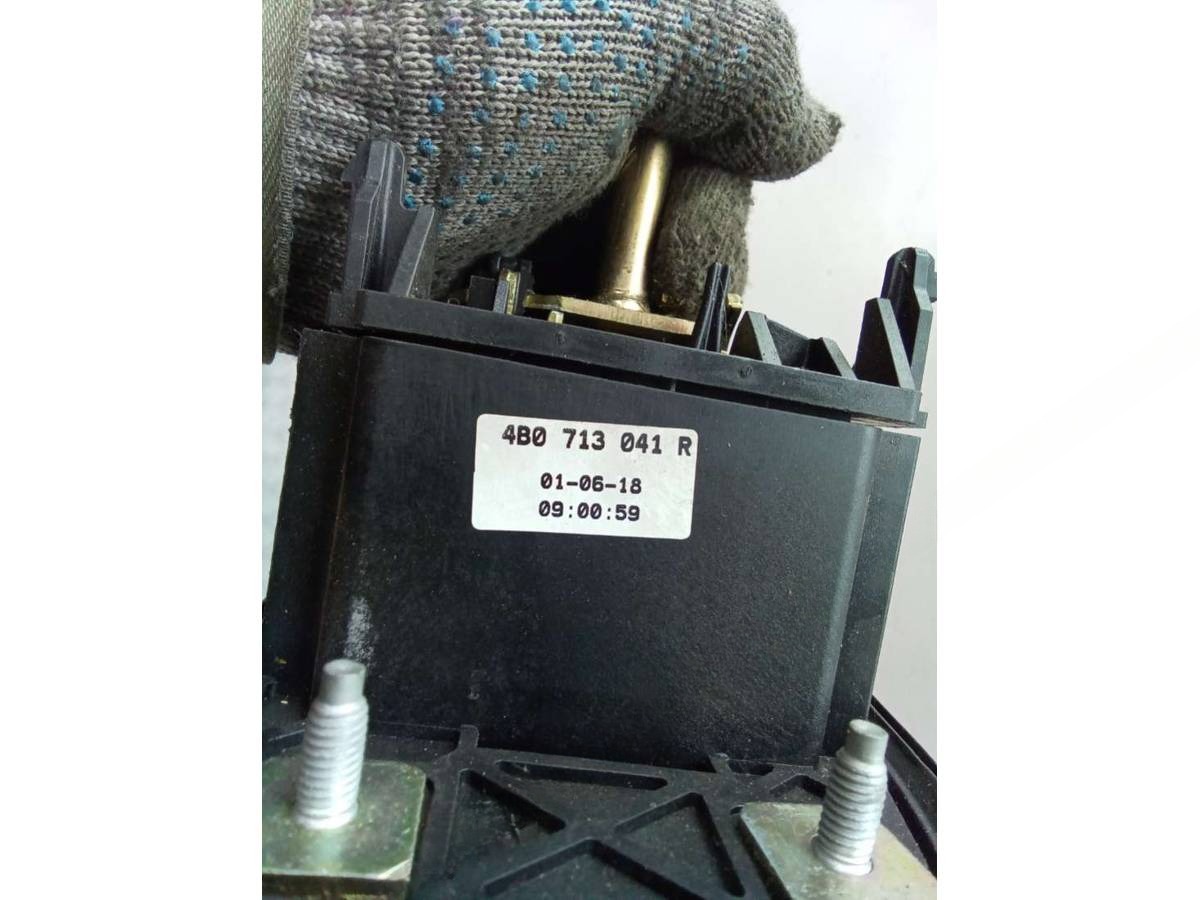 Новое Audi A6 C5, 2001 г., OEM 4B0713041R, арт. 62116129, фото 8