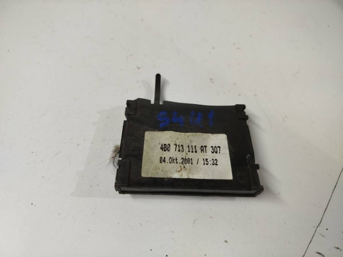 Новое Audi A6 C5, 2001 г., OEM 4B0713111AT, арт. 87531670