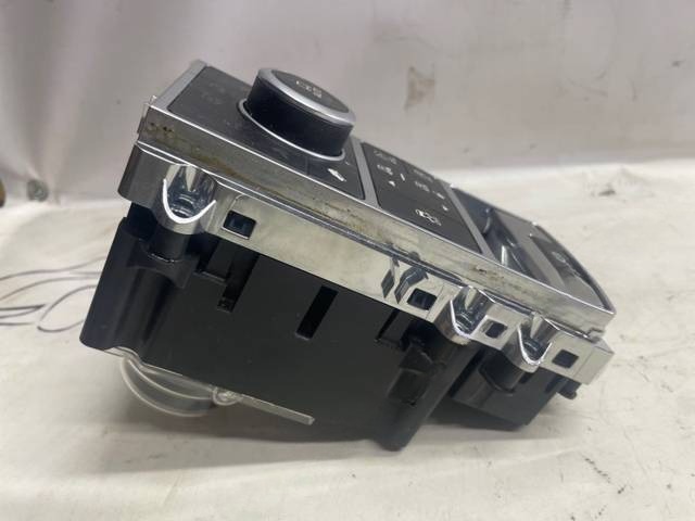 Новое BMW X7 G07 L494, 2016 г., OEM 7927750, арт. 9123, фото 6