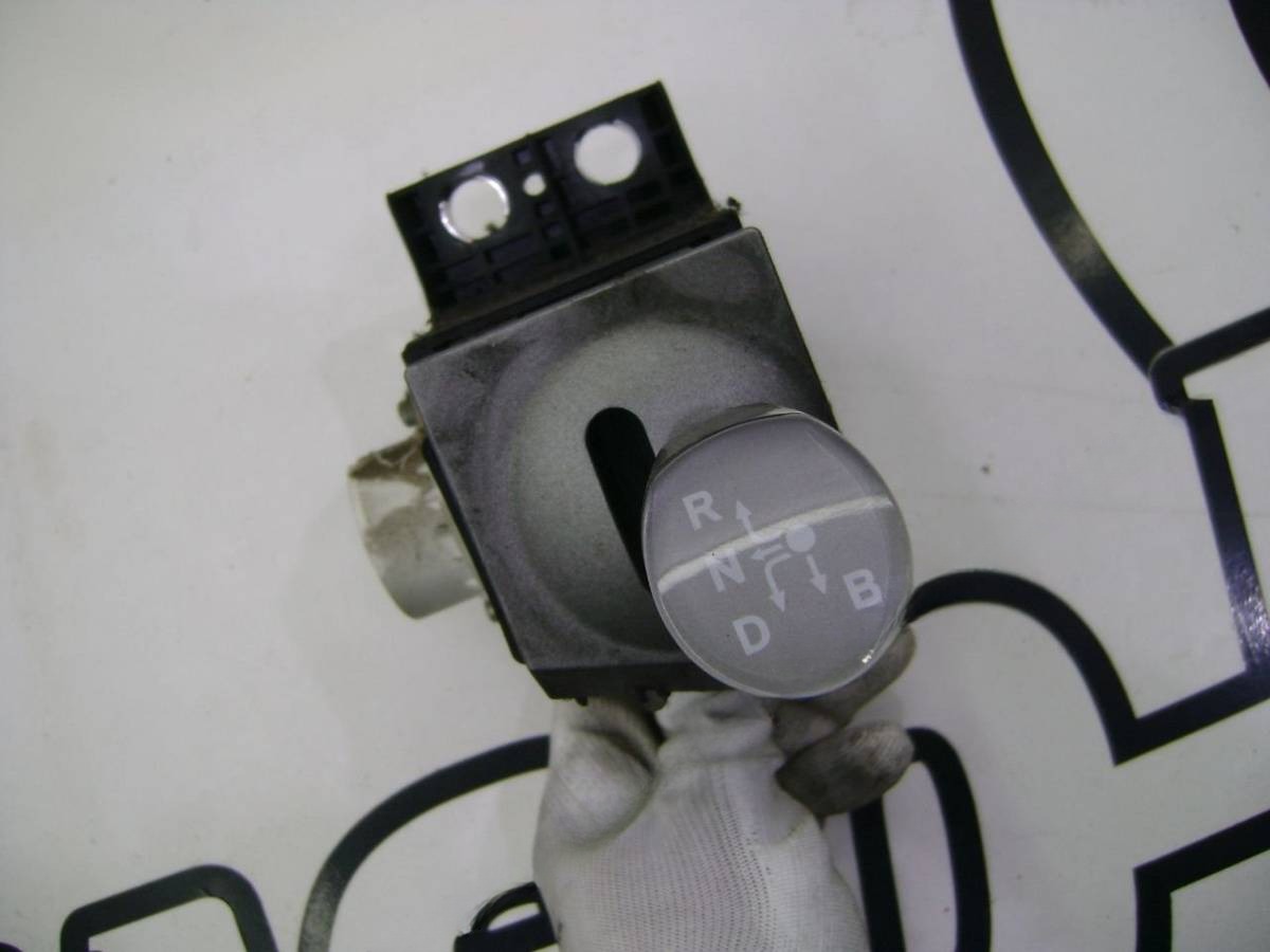 Новое Toyota Prius, 2008 г., арт. 91308306_2, фото 3