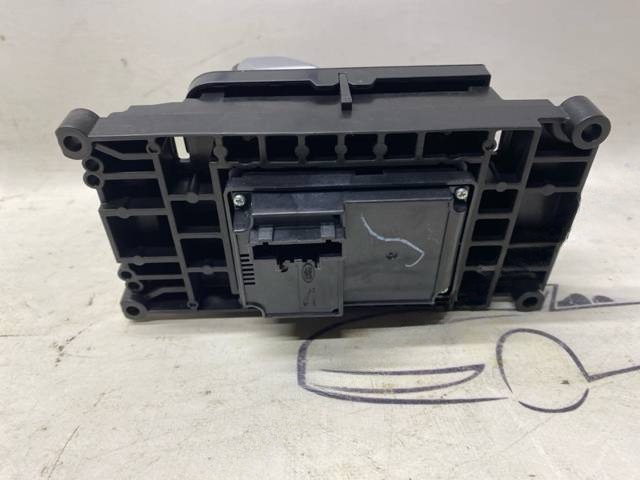 Селектор АКПП Land-Rover Range Rover Velar L560, 2020 г., OEM LR155389, арт. 9660, фото 7