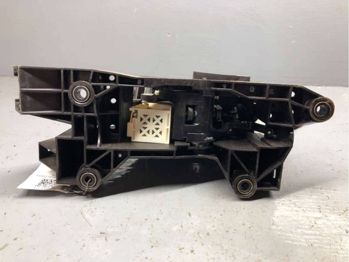Новое Toyota Camry XV50, 2014 г., OEM 75C831LH, арт. B77801357_2, фото 3