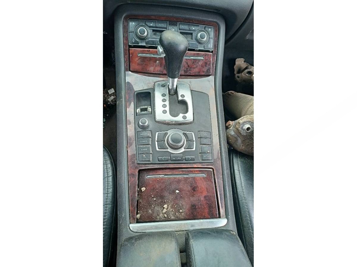 Новое Audi A8 D3, 2002 г., арт. G038-107838675