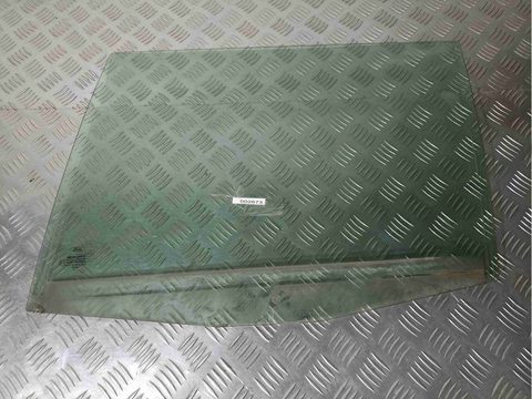 Стекло двери задней левой Ford Mondeo, 2005 г., арт. 002673