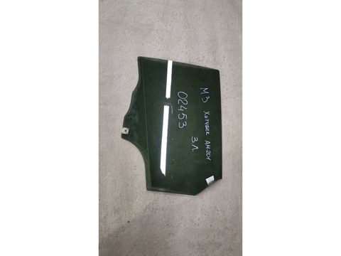 Стекло двери задней левой Mazda 3, 2005 г., арт. 02453