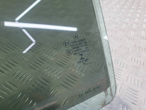 Стекло двери задней левой Mercedes C W205, 2014 г., арт. 10096, фото 2