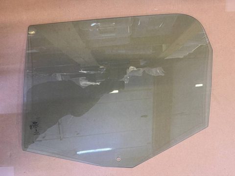 Стекло двери задней левой Mini Countryman, 2022 г., OEM 51357390083, арт. 10168_1