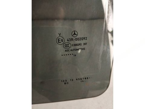 Стекло двери задней левой Mercedes C W205, 2016 г., OEM A2057350710, арт. 25186, фото 4