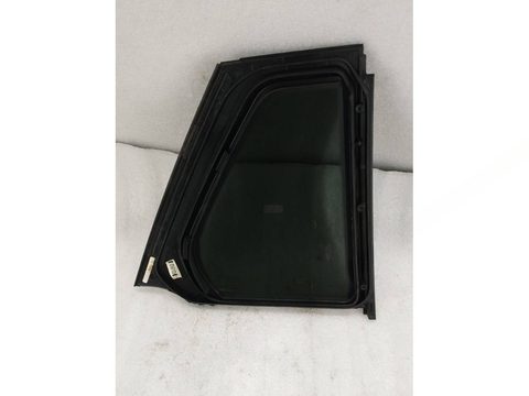 Стекло двери задней левой Mercedes C W205, 2016 г., OEM A2057300755, арт. 25248, фото 4