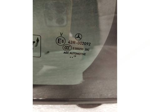 Стекло двери задней левой Mercedes C W205, 2016 г., OEM A2057300055, арт. 26158, фото 2