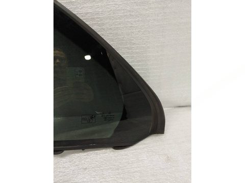 Стекло двери задней левой Mercedes C W205, 2016 г., OEM A2057300055, арт. 26158, фото 4