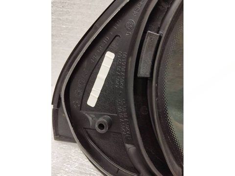 Стекло двери задней левой Mercedes C W205, 2016 г., OEM A2057300055, арт. 26158, фото 6