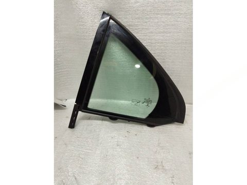 Стекло двери задней левой Mercedes C W205, 2016 г., OEM A2057300055, арт. 26464