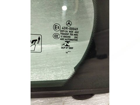 Стекло двери задней левой Mercedes C W205, 2016 г., OEM A2057300055, арт. 26464, фото 2