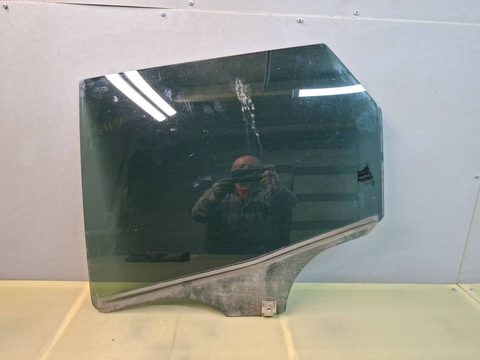 Стекло двери задней левой Mazda CX7, 2008 г., OEM 43R00123, арт. 319554