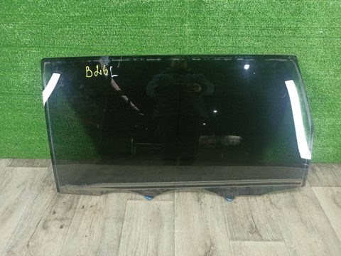 Стекло двери задней левой Toyota Sienna, 2008 г., арт. 325593