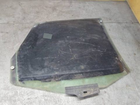 Стекло двери задней левой Audi 100 C4/4A, 1990 г., арт. 48959, фото 3