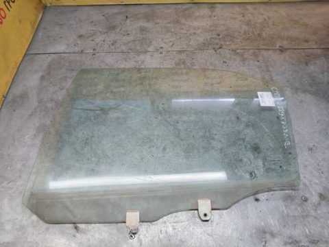 Стекло двери задней левой Honda Civic, 1995 г., арт. 83214