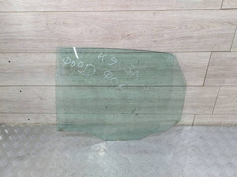 Стекло двери задней левой Ford Focus, 1998 г., OEM 1092949, арт. 88200290