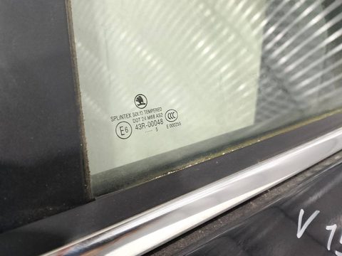Стекло двери задней левой Skoda Superb, 2003 г., арт. 92770846