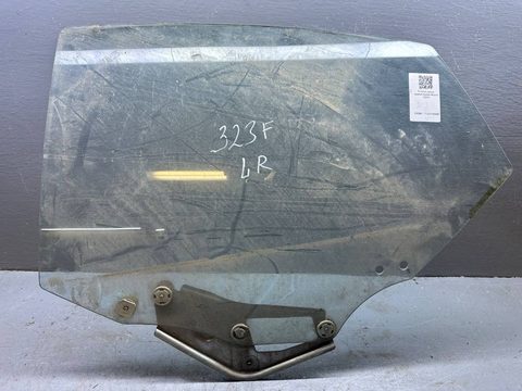 Стекло двери задней левой Mazda 323 F, 1996 г., арт. B112014888