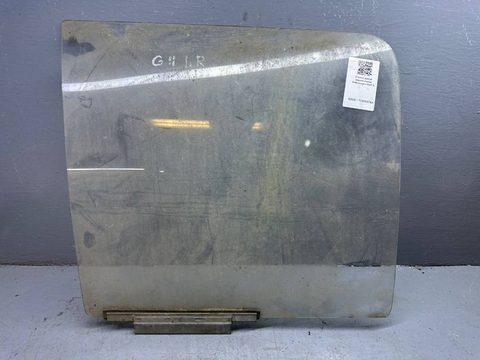 Стекло двери задней левой Volkswagen Golf, 1984 г., арт. B112015764